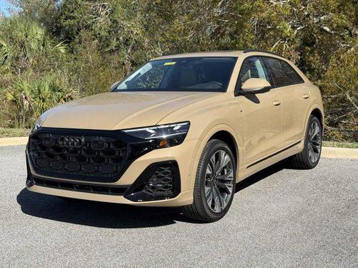 2025 Audi Q8 55 Premium Plus