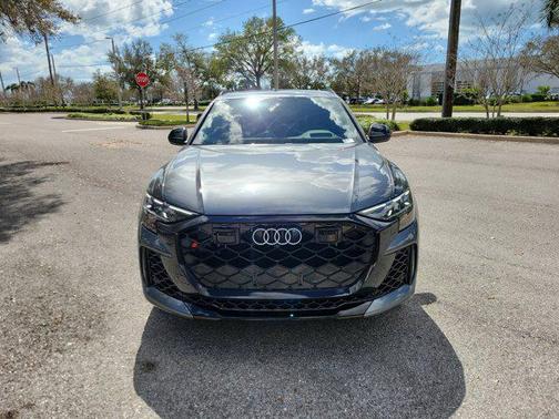 Daytona Gray Pearl Effect 2026 Audi RS Q8 4.0T