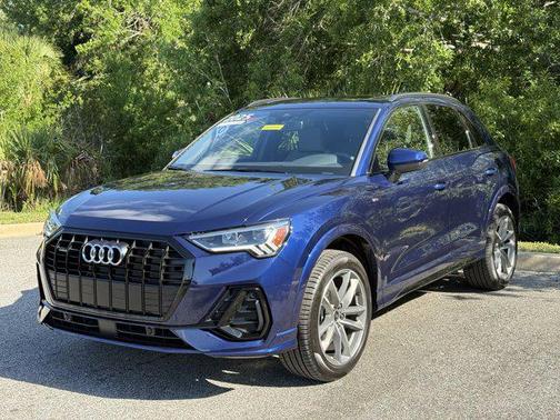 2025 Audi Q3 Premium 45 TFSI S line quattro Tiptronic