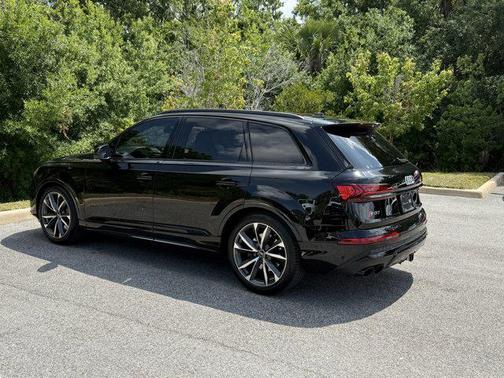 2023 Audi SQ7 4.0T Prestige