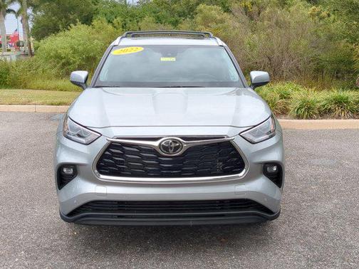 2022 Toyota Highlander Limited