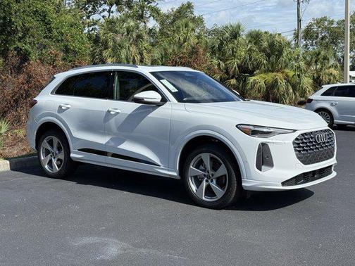 2025 Audi Q5 Premium Plus
