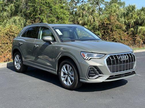 2025 Audi Q3 Premium 45 TFSI S line quattro Tiptronic