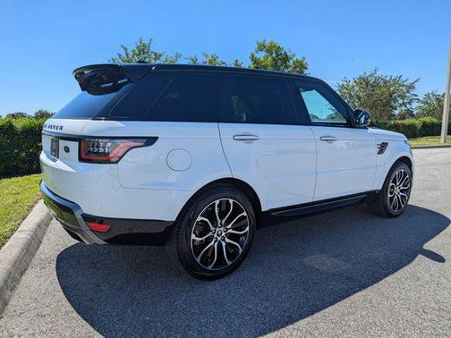 2022 Land Rover Range Rover Sport HSE Silver Edition