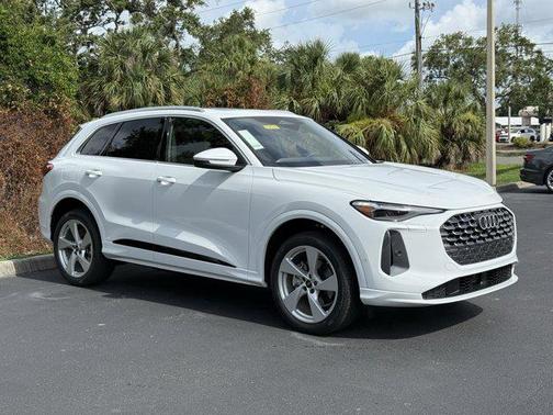 2025 Audi Q5 Premium Plus