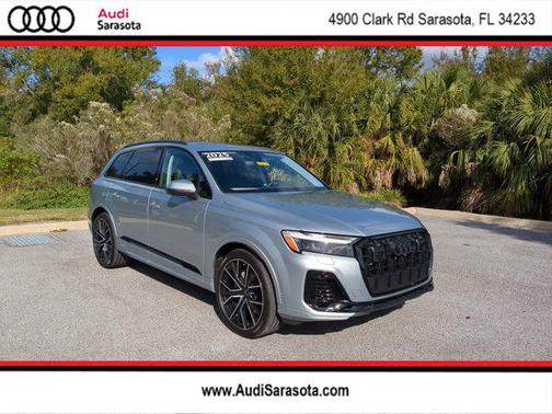 2025 Audi Q7 55 Premium Plus
