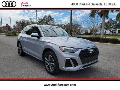 2022 Audi Q5 45 S line Premium Plus