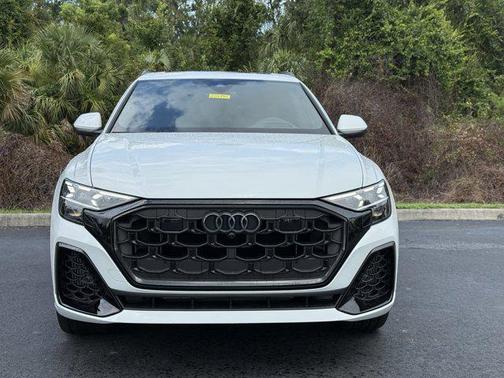 2025 Audi Q8 55 Prestige