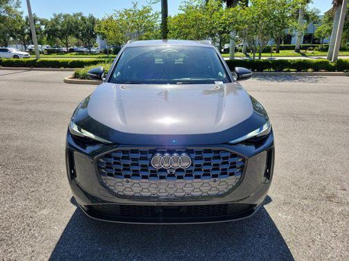 Tambora Gray Metallic 2026 Audi Q5 Premium TFSI quattro S tronic