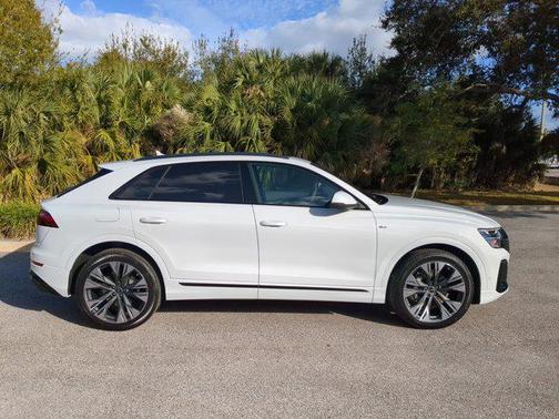 2026 Audi Q8 55 Premium Plus