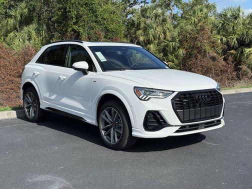 2025 Audi Q3 Premium 45 TFSI S line quattro Tiptronic