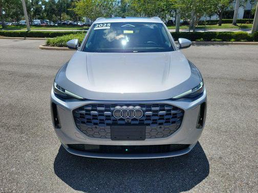 Florett Silver Metallic 2025 Audi Q5 Premium Plus TFSI quattro S tronic