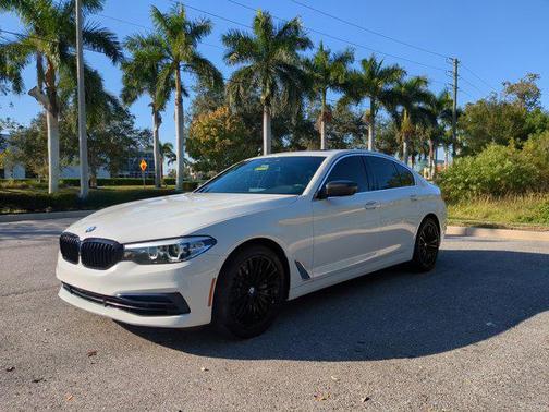 2020 BMW 540 540i