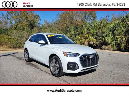 2022 Audi Q5 40 Premium Plus