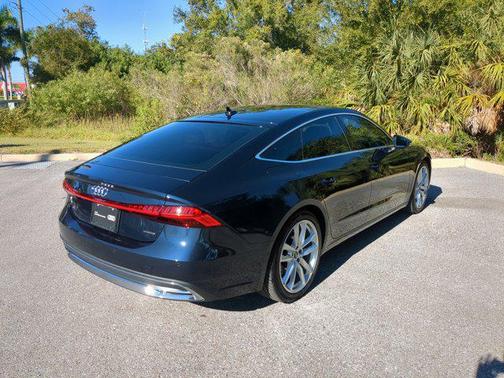 2023 Audi A7 Prestige 55 TFSI quattro S tronic