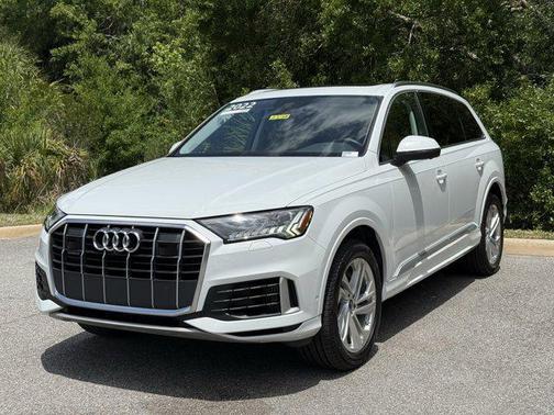 2022 Audi Q7 55 Premium Plus