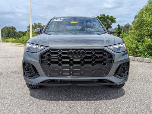 2025 Audi Q5 45 S line Prestige