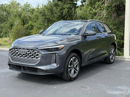 2025 Audi Q5 Premium Plus