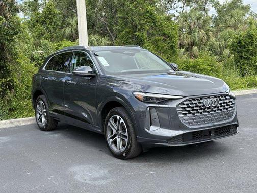 2025 Audi Q5 Premium Plus