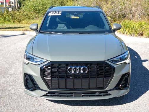 2025 Audi Q3 Premium 45 TFSI S line quattro Tiptronic
