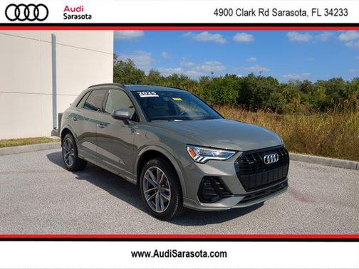 2025 Audi Q3 Premium 45 TFSI S line quattro Tiptronic
