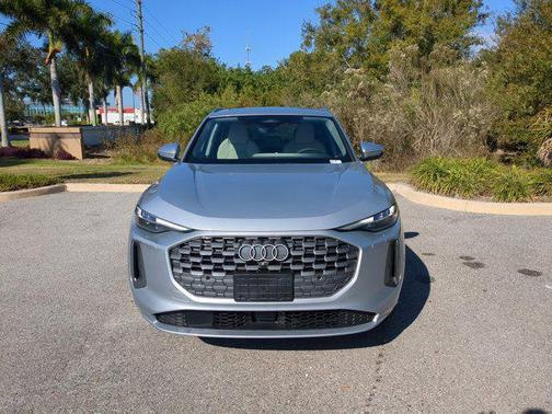 2025 Audi Q5 Premium Plus TFSI quattro S tronic