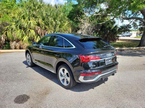 Mythos Black Metallic 2025 Audi Q5 45 S line Premium Plus
