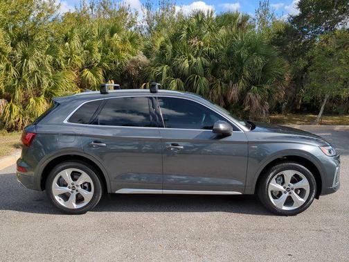2023 Audi Q5 45 S line Premium Plus