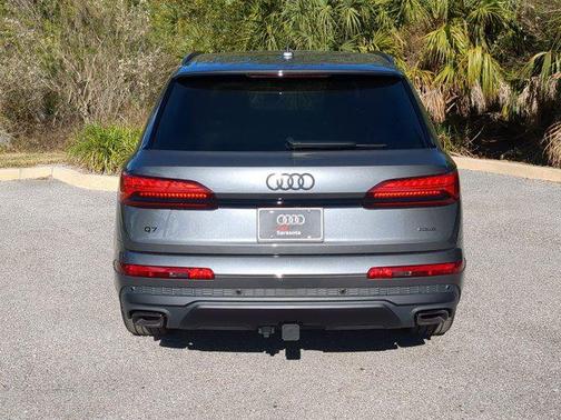 2026 Audi Q7 55 Premium Plus