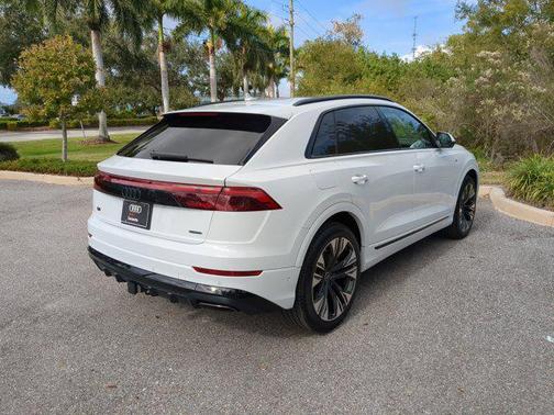 2026 Audi Q8 55 Premium Plus