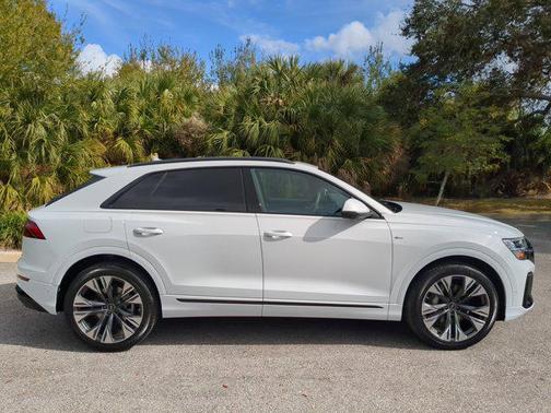 2026 Audi Q8 55 Premium Plus