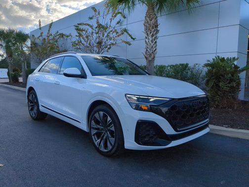 2026 Audi Q8 55 Premium Plus