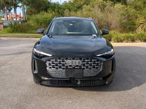 2025 Audi Q5 Premium Plus TFSI quattro S tronic