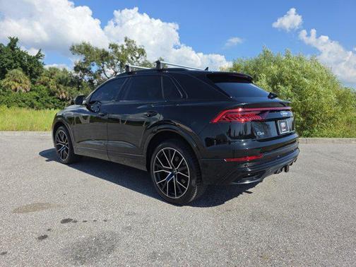2023 Audi Q8 55 Premium Plus