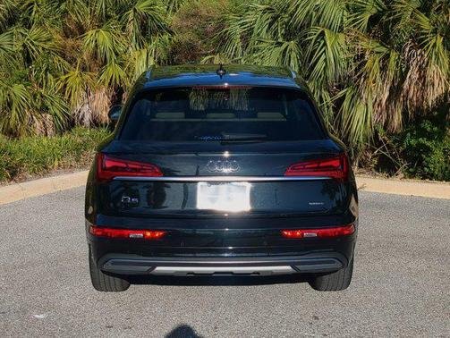 2023 Audi Q5 40 Premium Plus