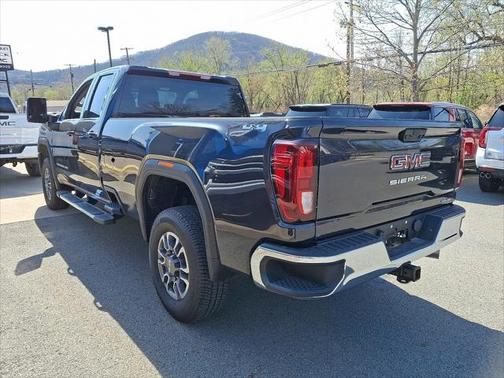 2025 GMC Sierra 3500 SLE