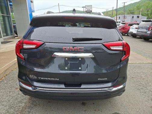 2022 GMC Terrain Denali