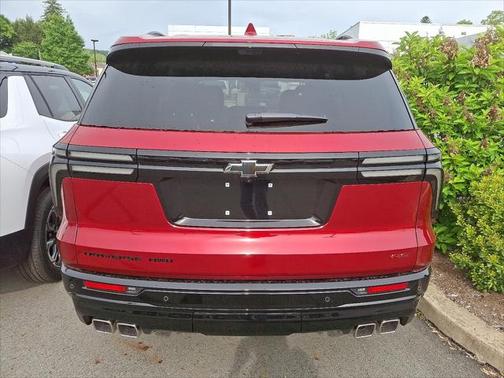 2025 Chevrolet Traverse RS