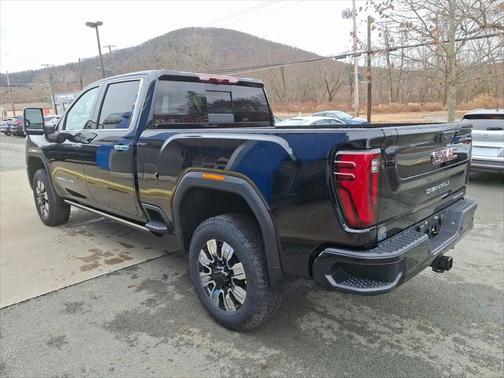 2025 GMC Sierra 2500 Denali