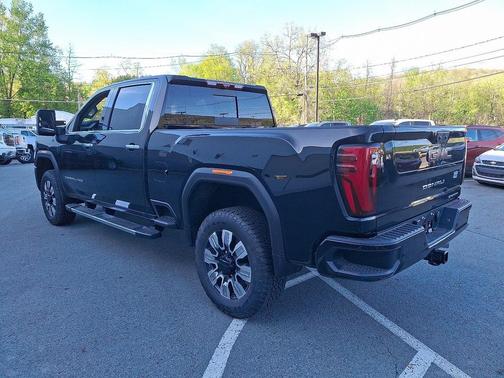 2025 GMC Sierra 2500 Denali