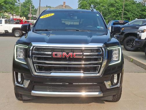 2022 GMC Yukon SLT