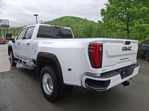 2024 GMC Sierra 3500 Denali