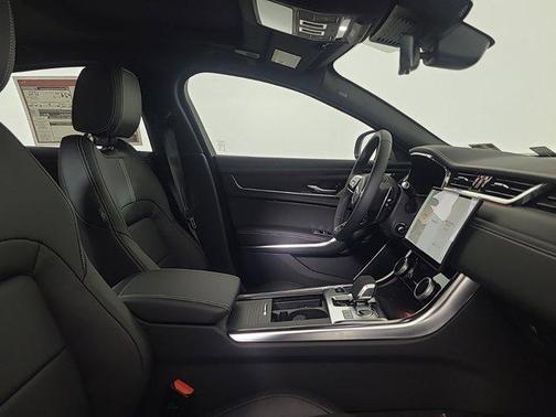 2024 Jaguar XF R-Dynamic SE P250 AWD Automatic