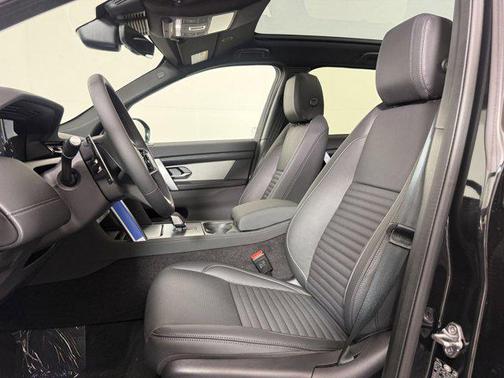 2026 Land Rover Discovery Sport Landmark