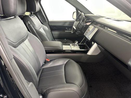 2025 Land Rover Range Rover P530 Autobiography 7 Seat