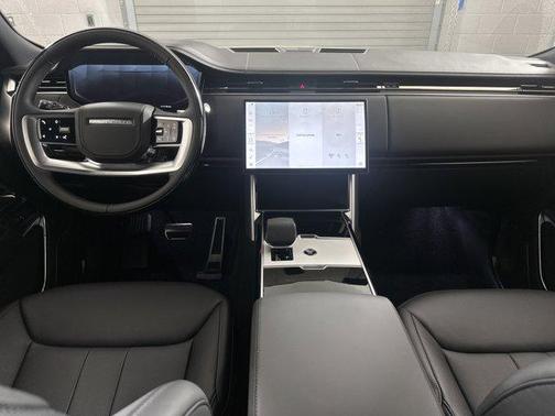 2025 Land Rover Range Rover P530 Autobiography 7 Seat