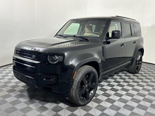 2025 Land Rover Defender 110 P400 X-Dynamic SE