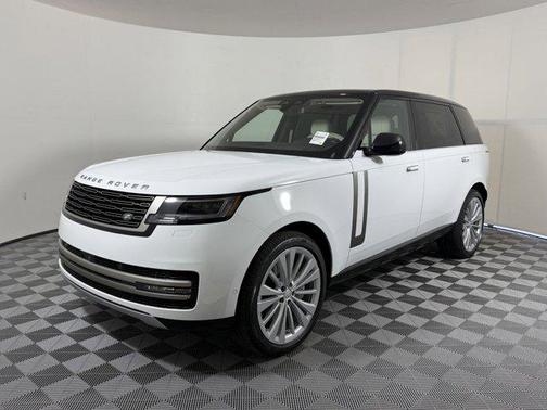 2025 Land Rover Range Rover P530 SE 7 Seat