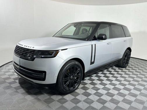2025 Land Rover Range Rover P530 SE 7 Seat