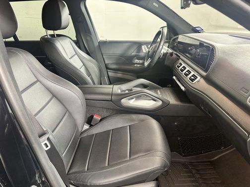 2021 Mercedes-Benz GLS 450 4MATIC